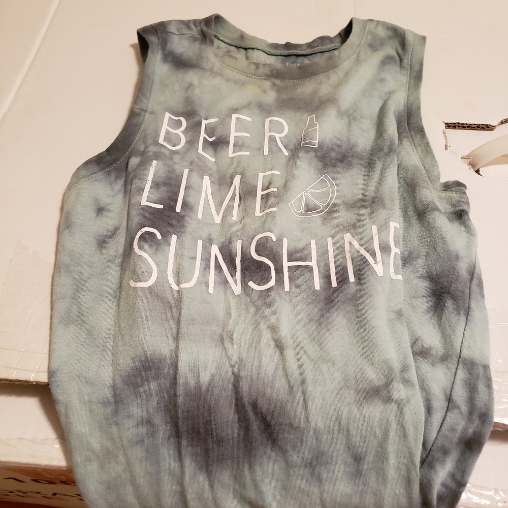 Muscle tank top